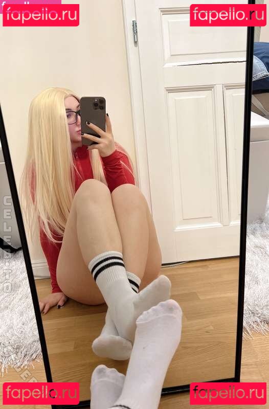 Goddess Zara Nude Onlyfans Photo 24