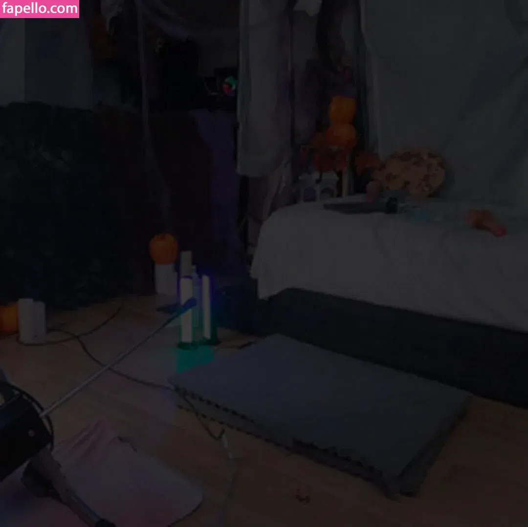 Mollyflwers Onlyfans Photo Gallery 