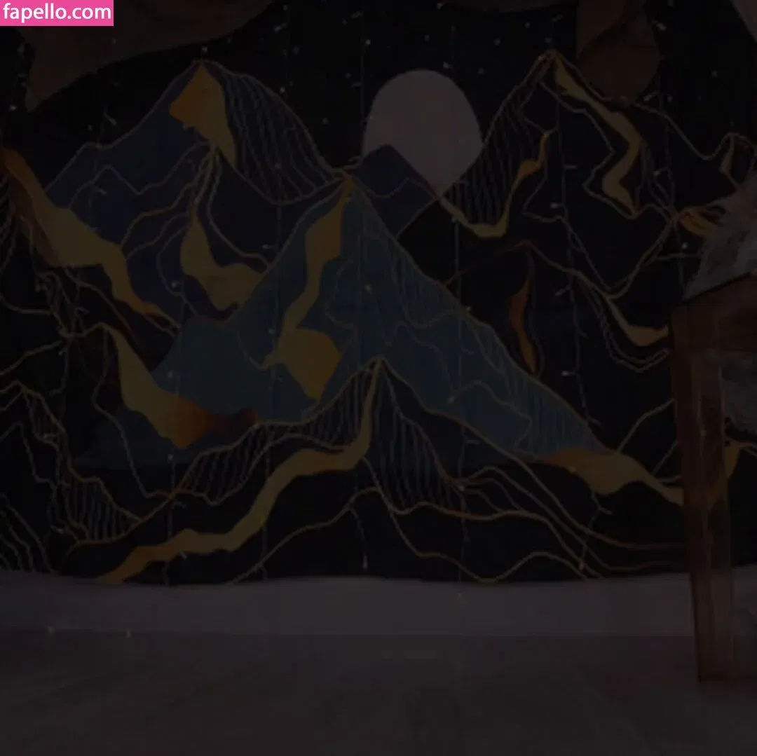 Mollyflwers Onlyfans Photo Gallery 