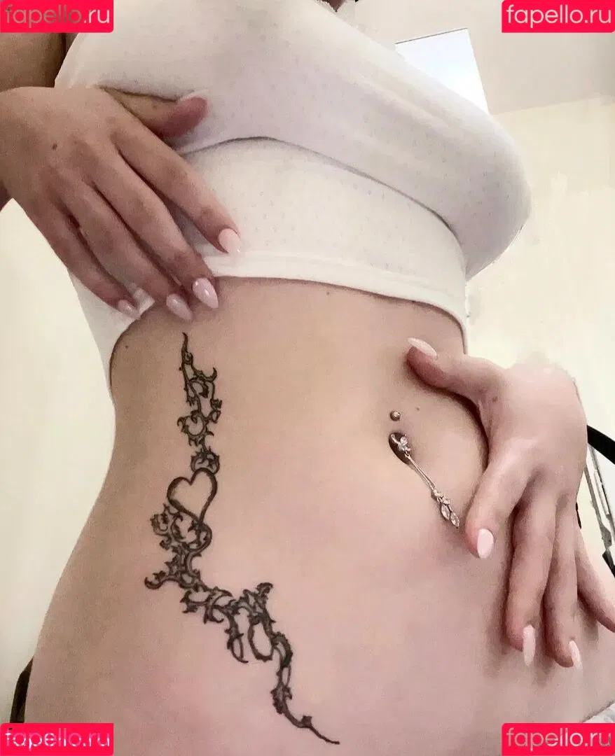emquizii Onlyfans Photo Gallery 