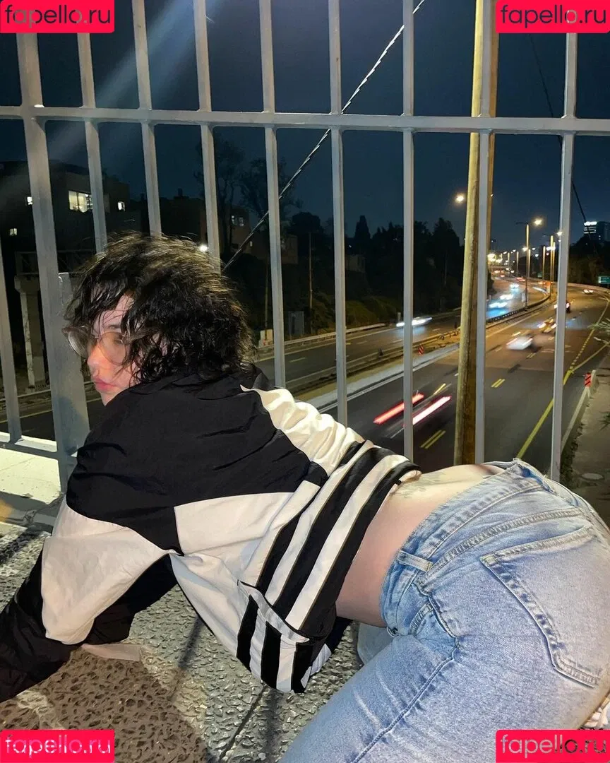 emquizii Onlyfans Photo Gallery 