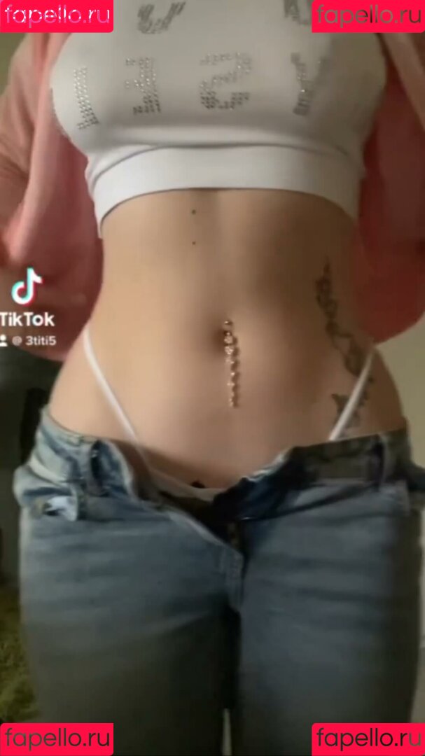 emquizii Onlyfans Photo Gallery 