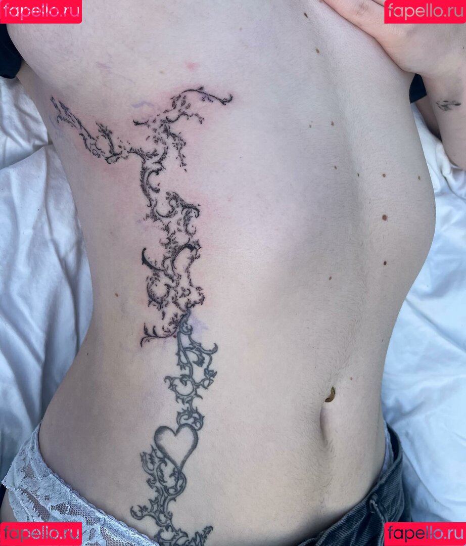 emquizii Onlyfans Photo Gallery 