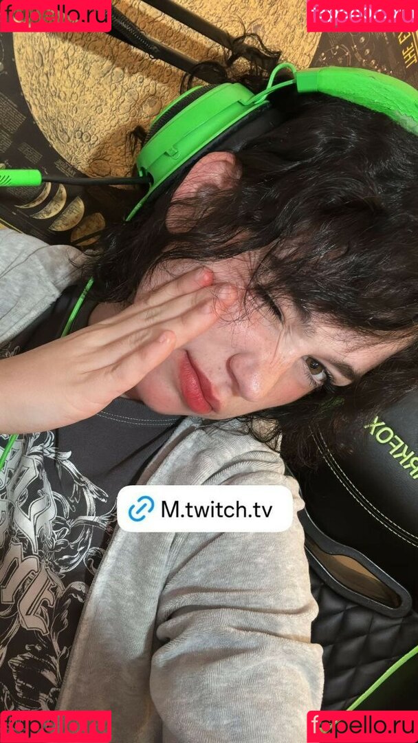 emquizii Onlyfans Photo Gallery 