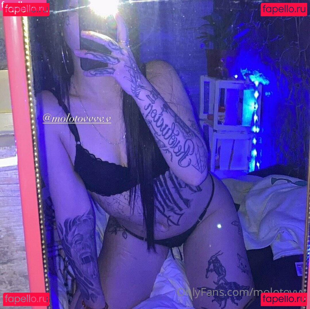molotovvv Nude Onlyfans Photo 24