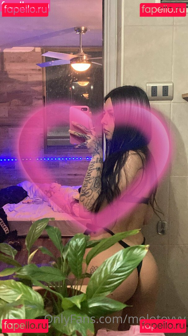 molotovvv Nude Onlyfans Photo 17