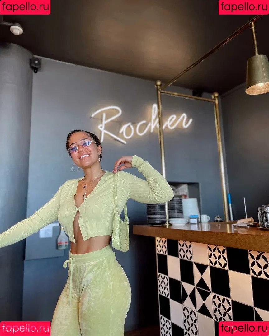 Nadia Jaftha Onlyfans Photo Gallery 
