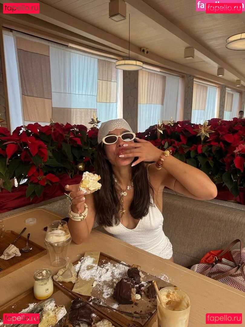 Nadia Jaftha Onlyfans Photo Gallery 