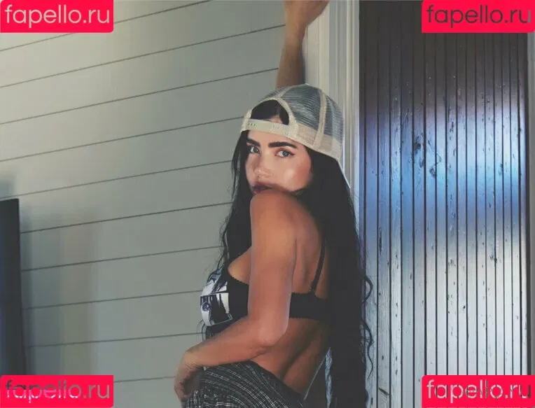 ariana Onlyfans Photo Gallery 