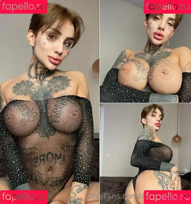 arinamuslim Onlyfans Photo Gallery 