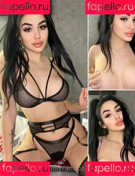 arinamuslim Onlyfans Photo Gallery 