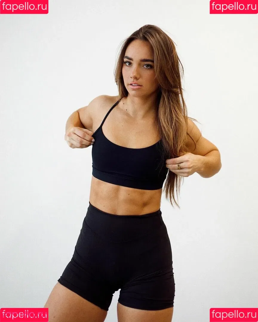 Kylie Holbeck Onlyfans Photo Gallery 