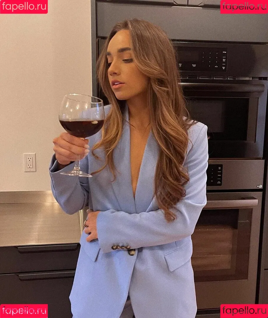 Kylie Holbeck Onlyfans Photo Gallery 
