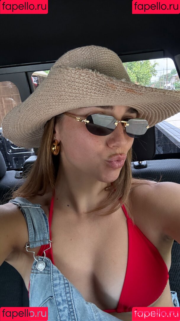 Kylie Holbeck Onlyfans Photo Gallery 