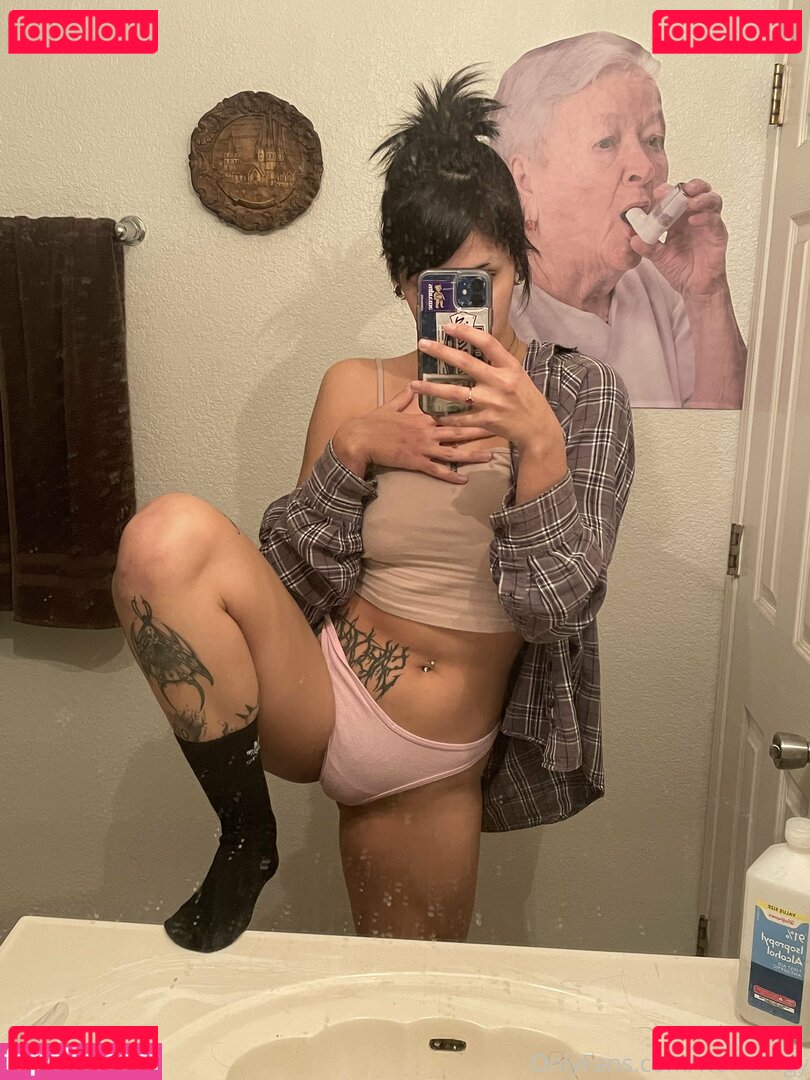 warrology Nude Onlyfans Photo 30