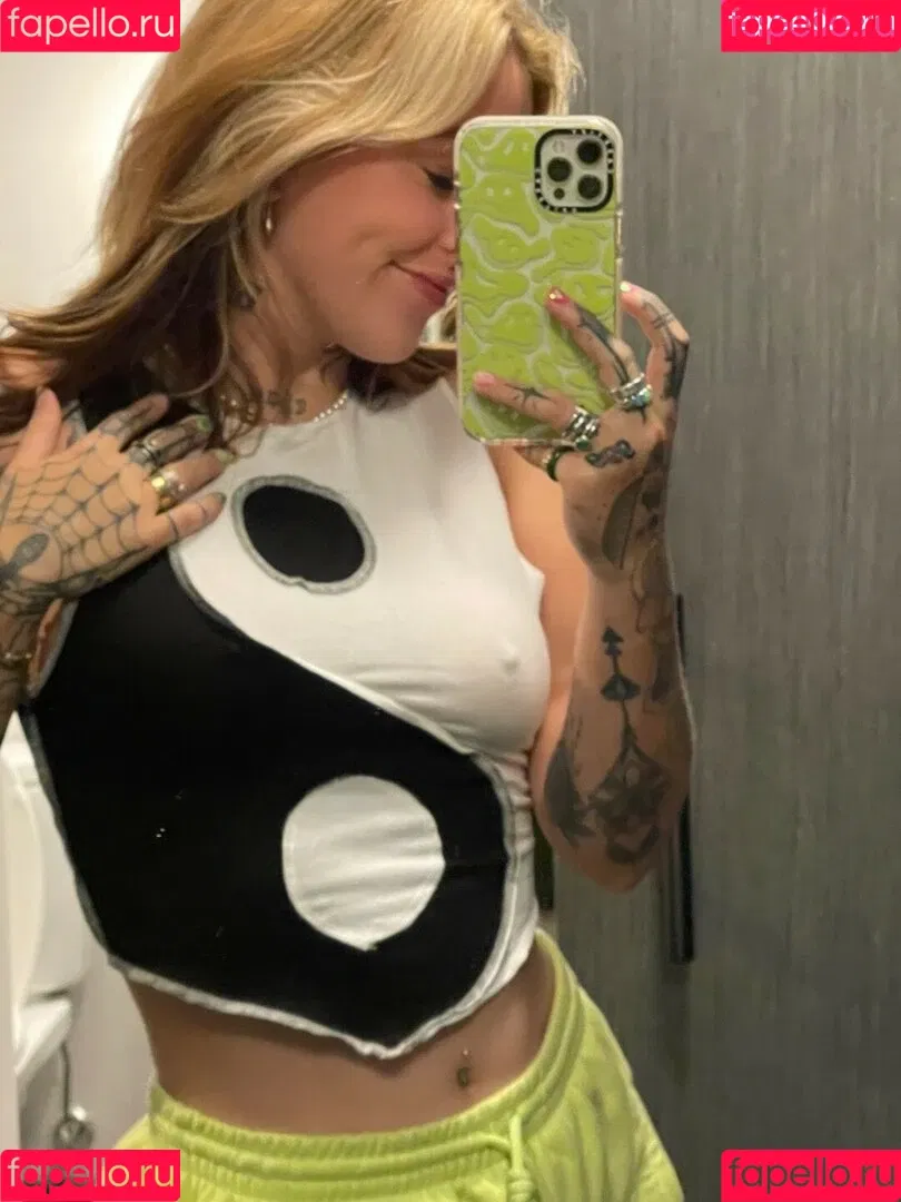 Cray Onlyfans Photo Gallery 