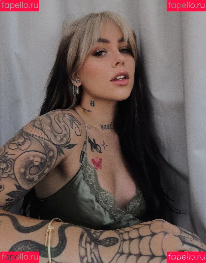 Cray Onlyfans Photo Gallery 