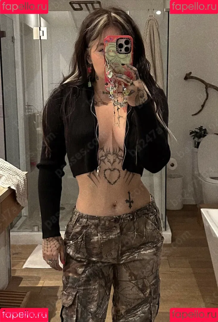 Cray Onlyfans Photo Gallery 