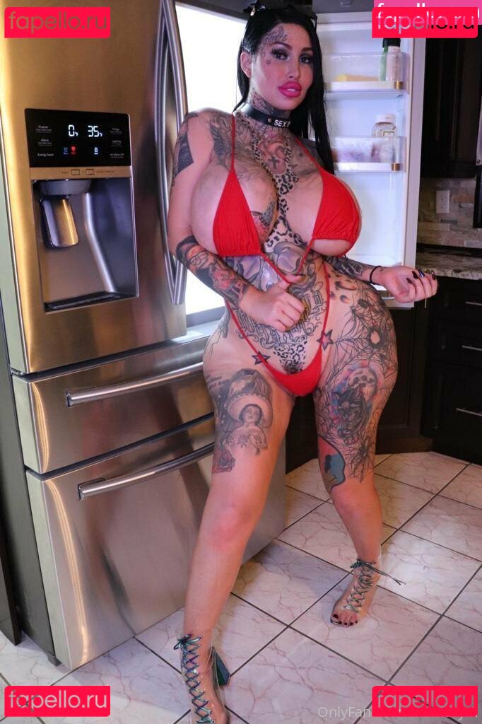 Xomarym Nude Onlyfans Photo 40