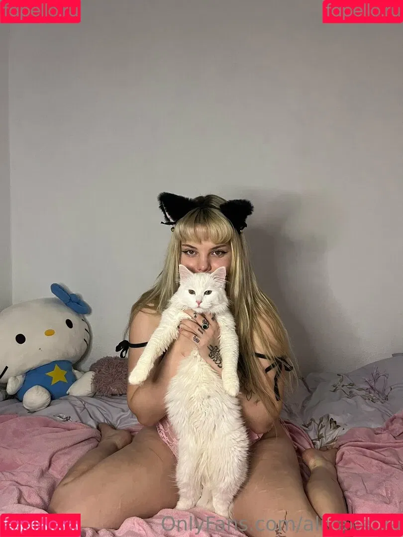 aliyahalya Onlyfans Photo Gallery 