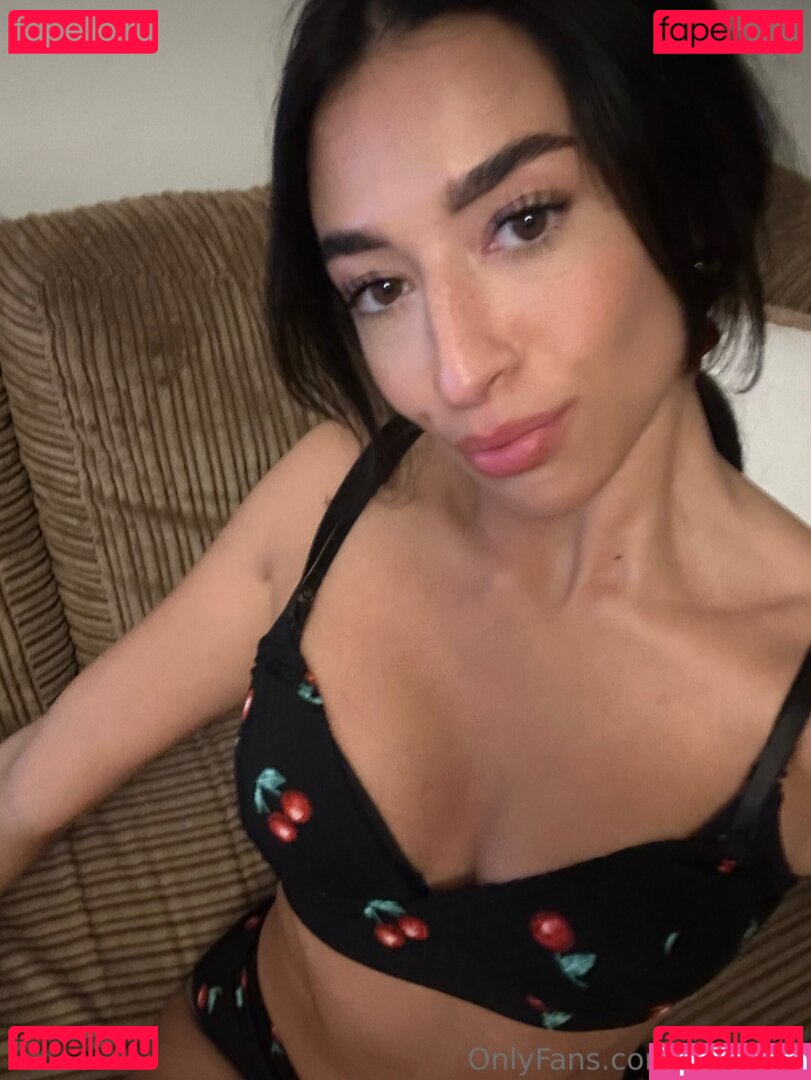 slaurella Nude Onlyfans Photo 31