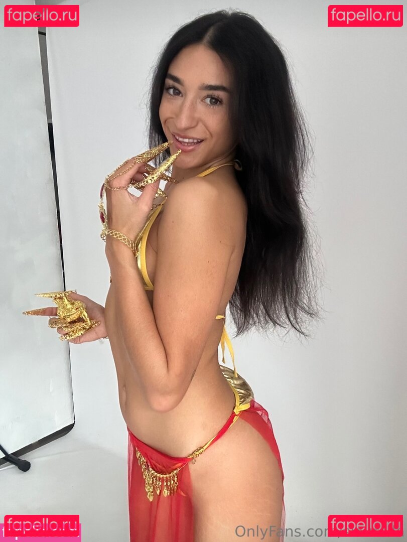 slaurella Nude Onlyfans Photo 4