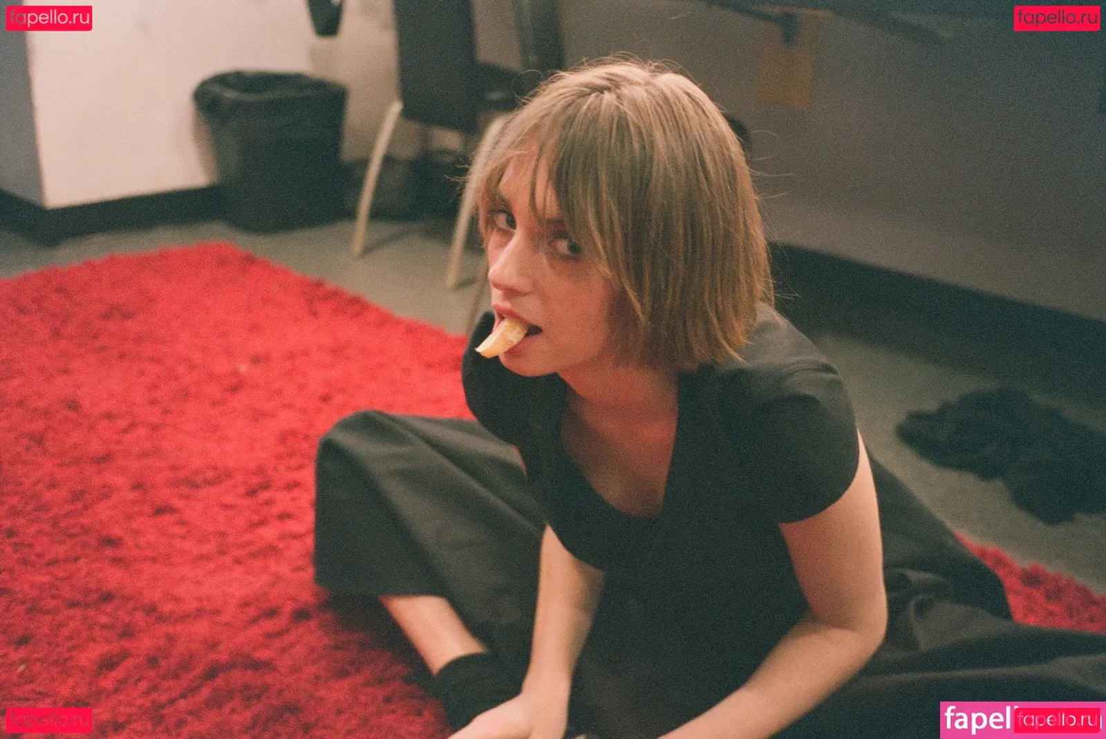 Maya Hawke Onlyfans Photo Gallery 