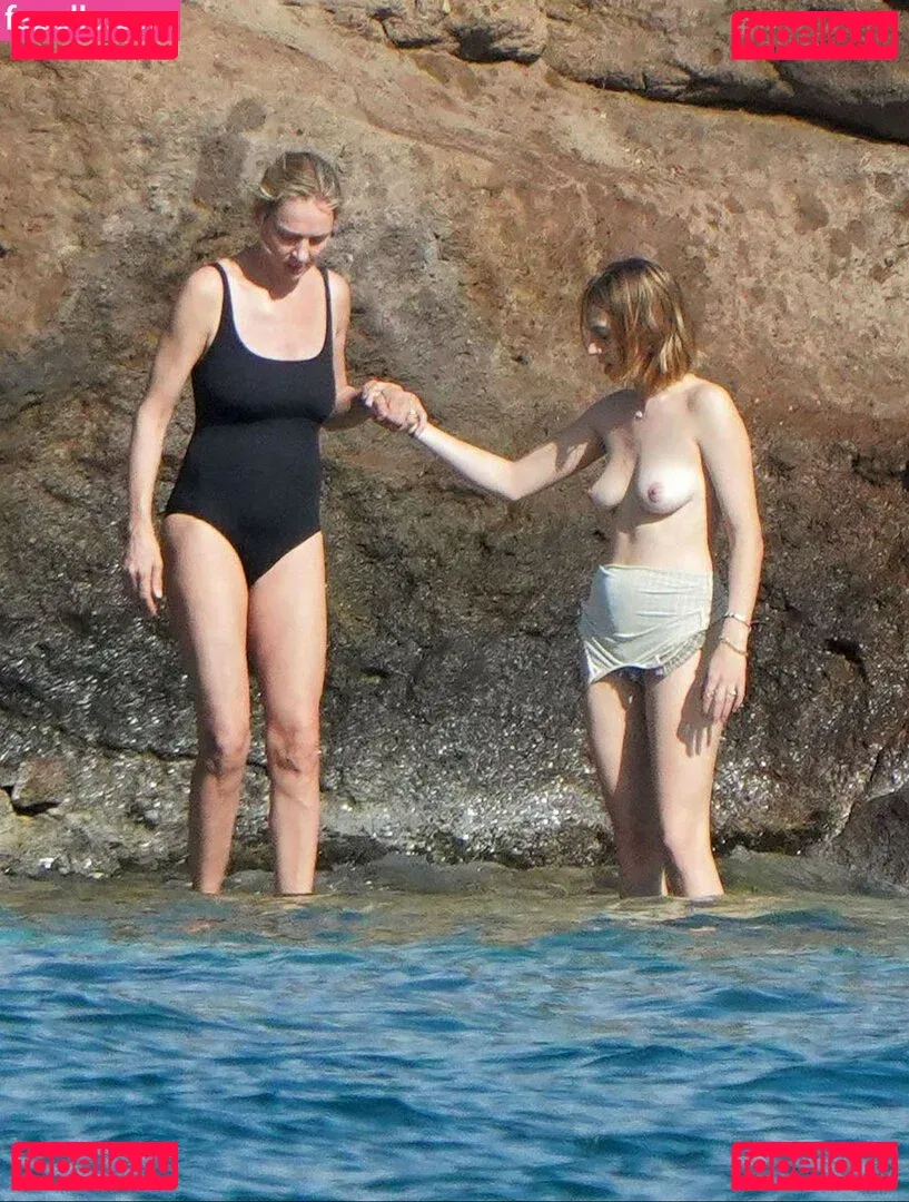 Maya Hawke Onlyfans Photo Gallery 