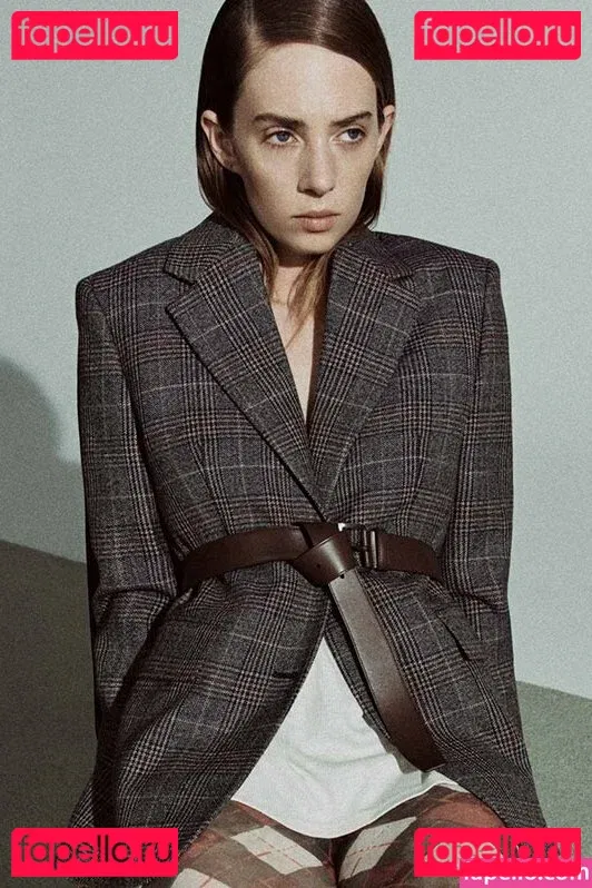 Maya Hawke Onlyfans Photo Gallery 