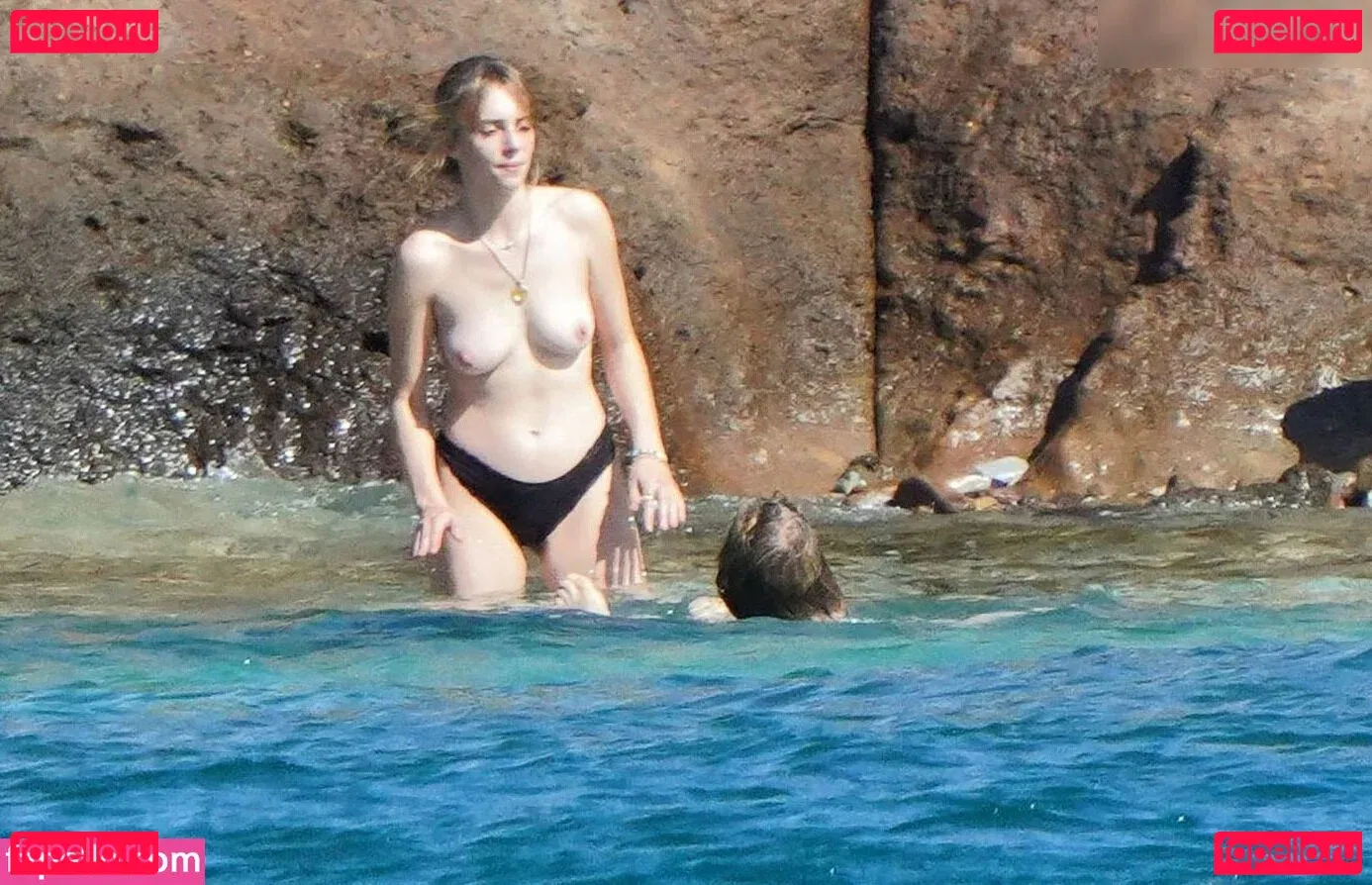 Maya Hawke Onlyfans Photo Gallery 