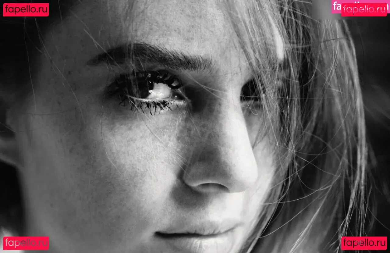 Maya Hawke Onlyfans Photo Gallery 