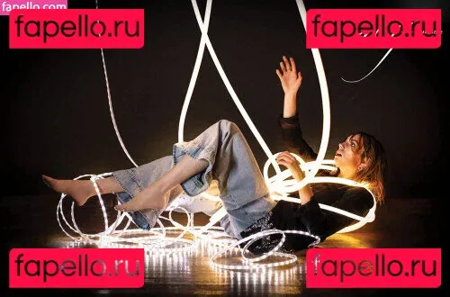 Maya Hawke Onlyfans Photo Gallery 