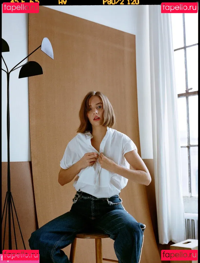 Maya Hawke Onlyfans Photo Gallery 