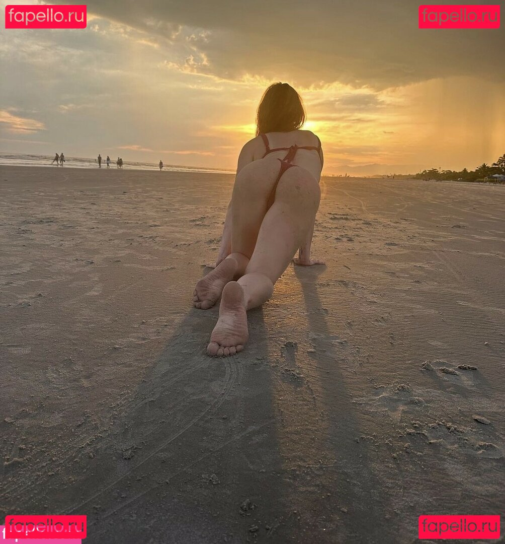 Giana Mello Nude Onlyfans Photo 21