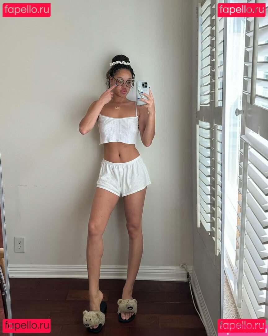 Salem Mitchell Nude Onlyfans Photo 36