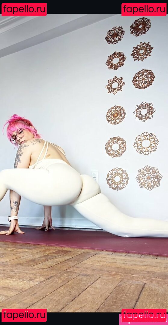 bendymuse Nude Onlyfans Photo 24