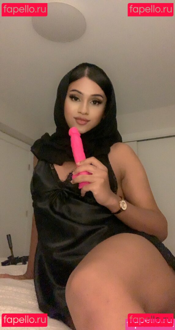 noisynadiaa Nude Onlyfans Photo 10