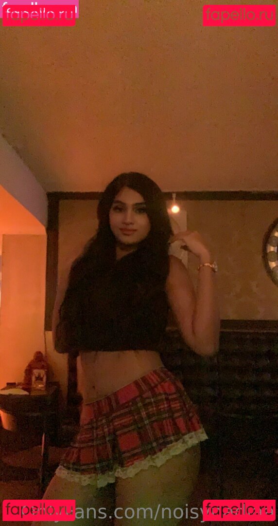 noisynadiaa Nude Onlyfans Photo 6