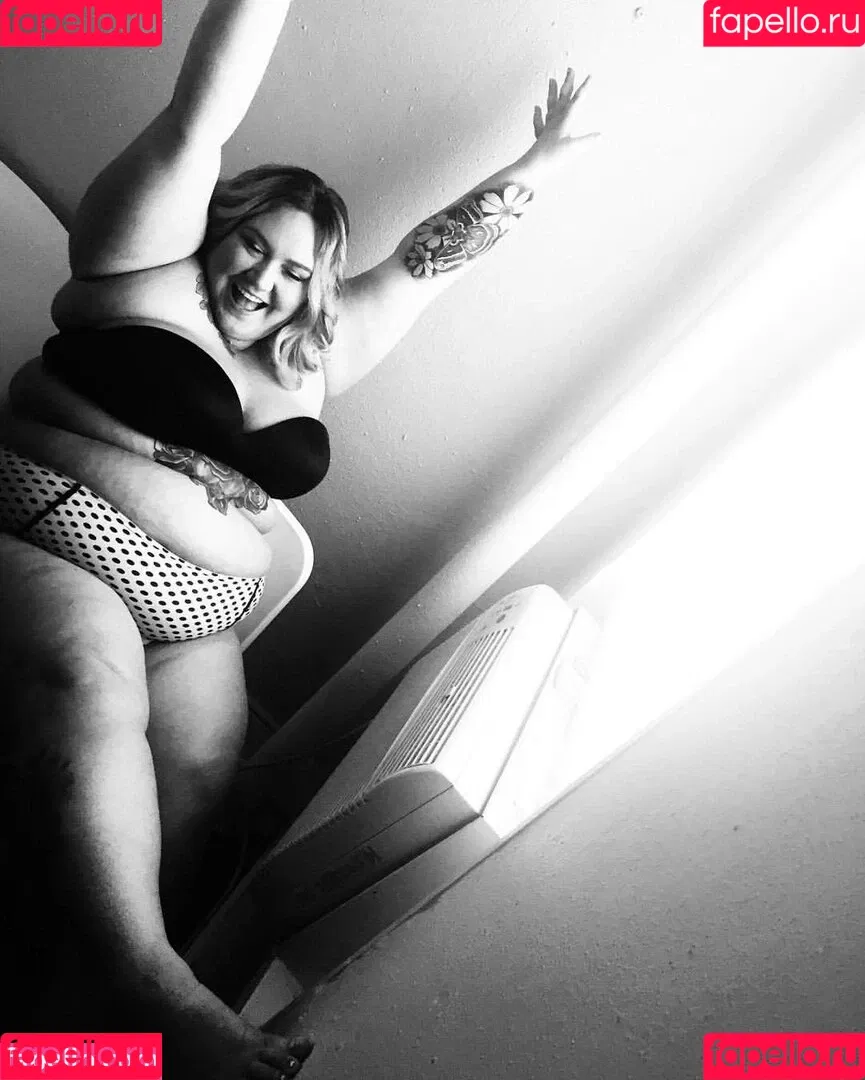 Corissa Enneking Onlyfans Photo Gallery 