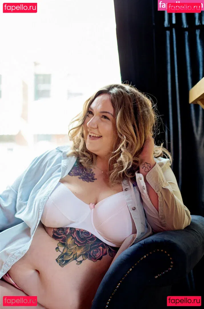 Corissa Enneking Onlyfans Photo Gallery 