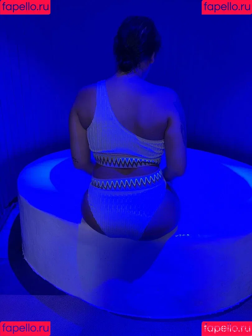 kyliestepsister Onlyfans Photo Gallery 