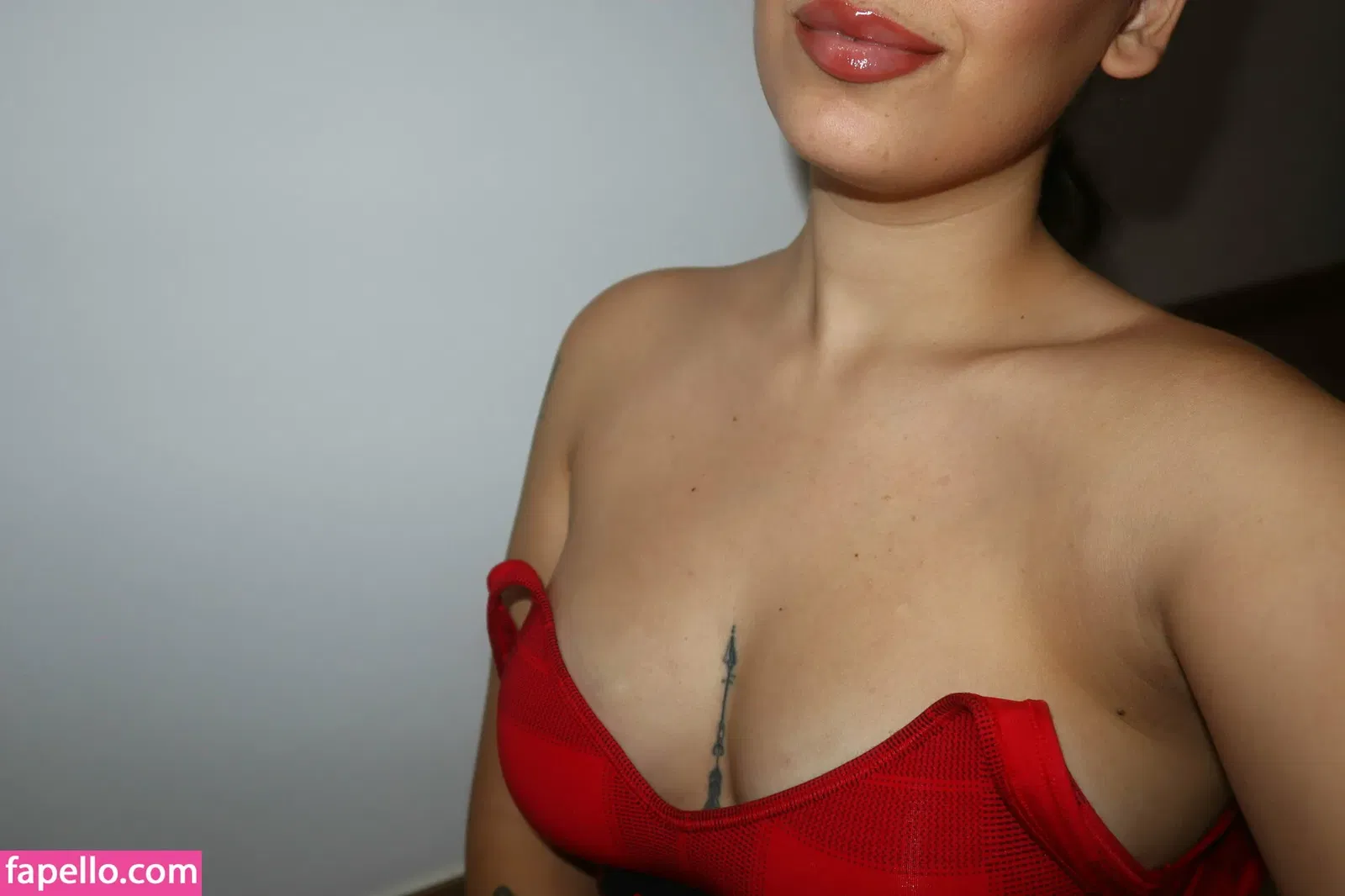 kyliestepsister Onlyfans Photo Gallery 