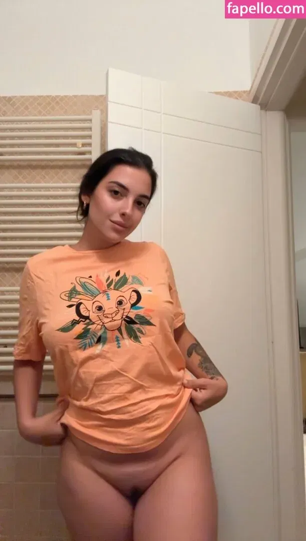 kyliestepsister Onlyfans Photo Gallery 