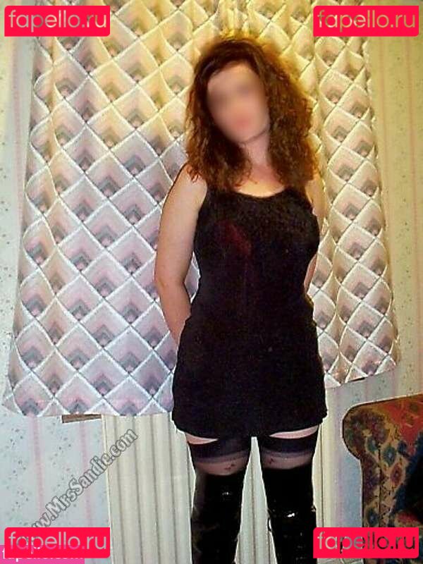 Mrs Sandie Nude Onlyfans Photo 33