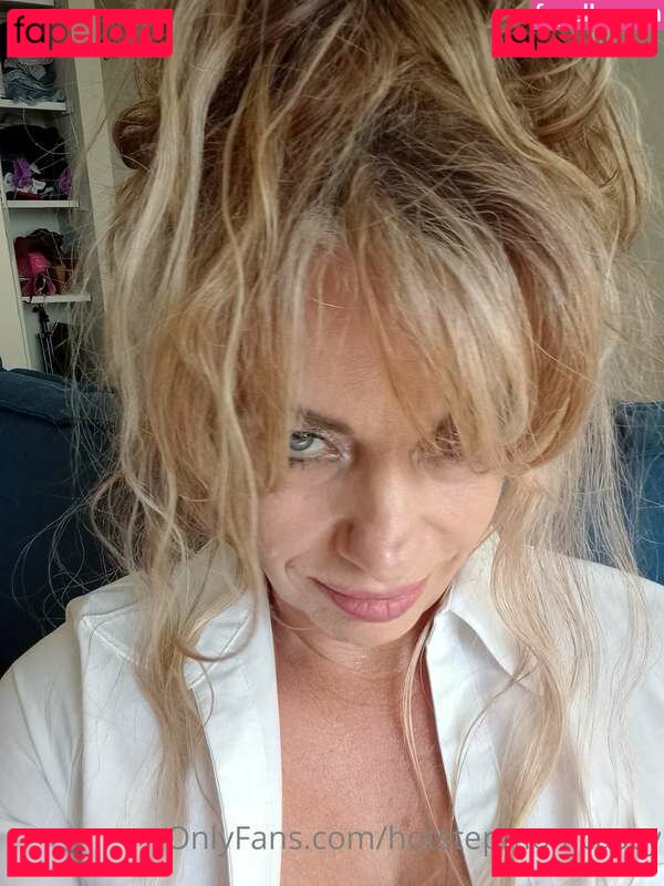 HotStepMomCasey Nude Onlyfans Photo 38