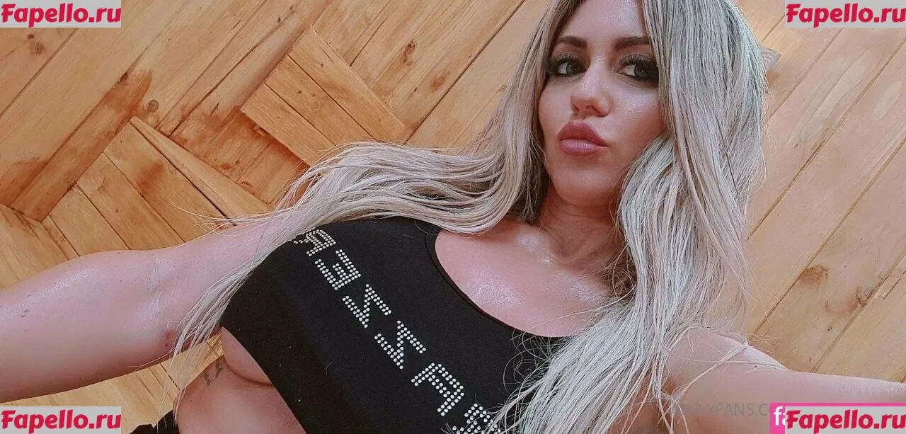 carlaboom Onlyfans Photo Gallery 