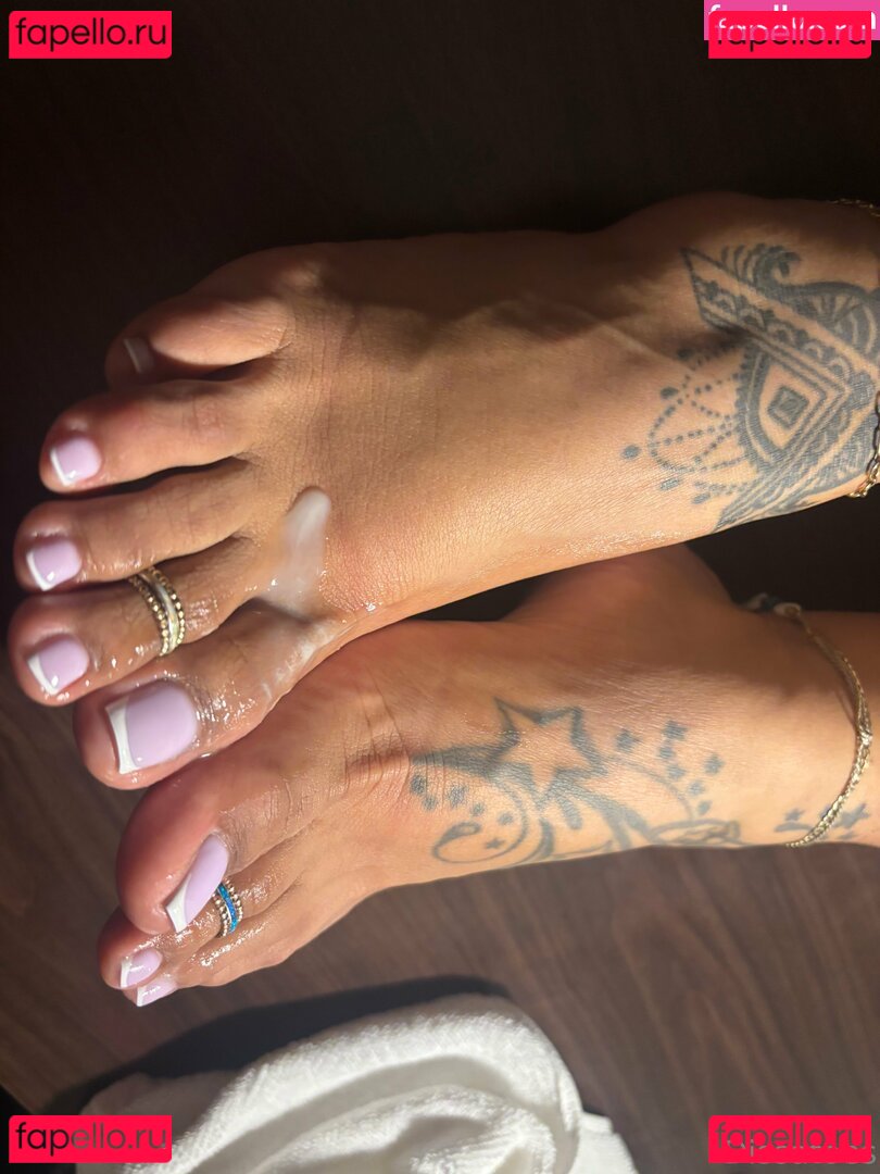 dissatoes Nude Onlyfans Photo 9