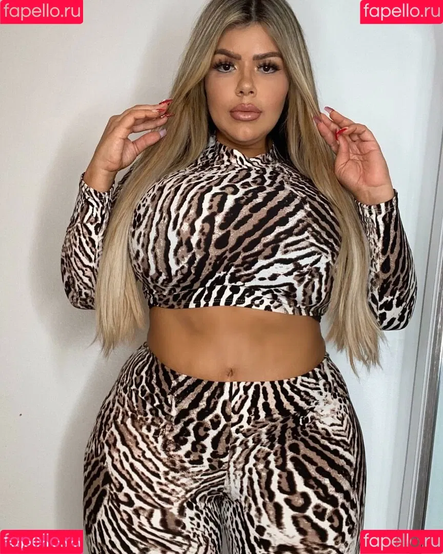 Michelle Mendez Onlyfans Photo Gallery 