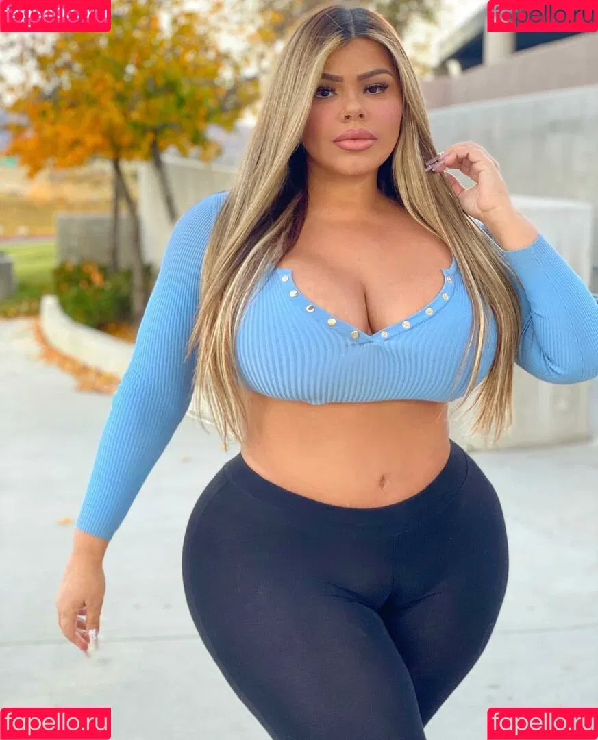 Michelle Mendez Onlyfans Photo Gallery 