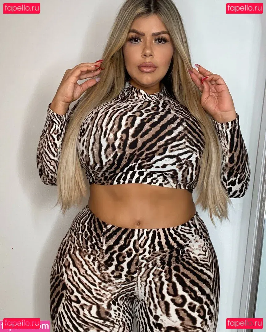 Michelle Mendez Onlyfans Photo Gallery 